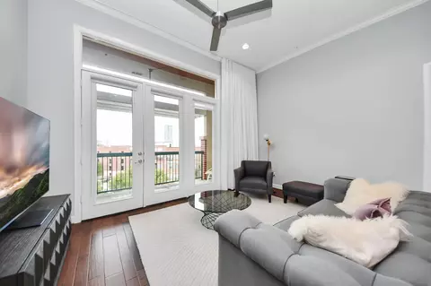 300 St Joseph Pkwy #416, Houston, TX 77002