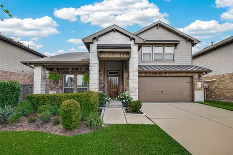 5627 Pleasant Falls Dr, Richmond, TX 77407