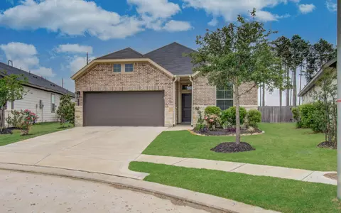 21822 Heather Elm Dr, Cypress, TX 77433