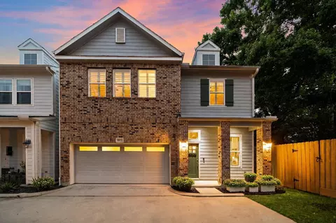 4926 Ella Blvd, Houston, TX 77018