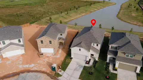 1020 Greenshank Dr, Katy, TX 77493