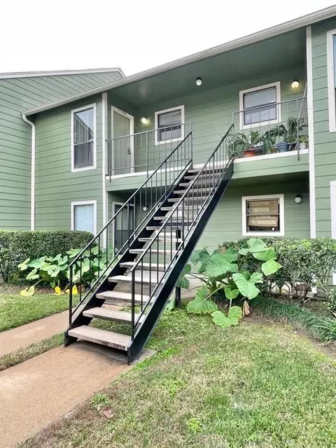 14777 Wunderlich Dr #1106, Houston, TX 77069