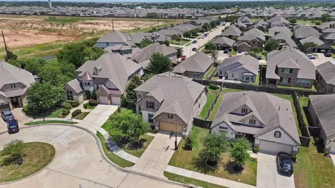 9710 Turquoise Sky Ct, Richmond, TX 77406