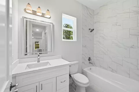 Bath - 26652 White Pine Dr, Hempstead, TX 77445 photo 4 of 5