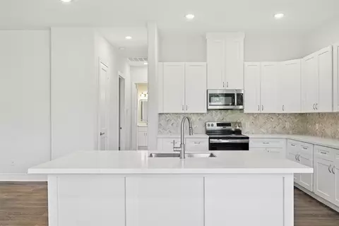 Kitchen - 26652 White Pine Dr, Hempstead, TX 77445 photo 1 of 3