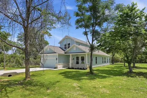 Exterior - 26652 White Pine Dr, Hempstead, TX 77445 photo 3 of 9