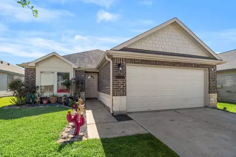 6819 Altadena Dr, Rosharon, TX 77583