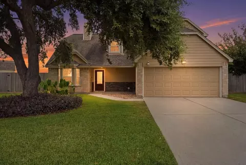 2017 Eastwind Dr, Deer Park, TX 77536
