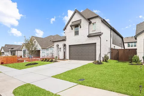 Exterior - 315 Eileen Dr, Rosenberg, TX 77471 photo 3 of 7