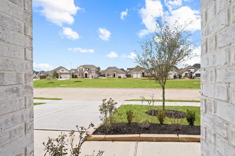 Exterior - 315 Eileen Dr, Rosenberg, TX 77471 photo 5 of 7