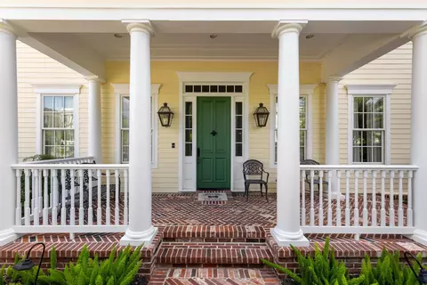 Exterior - 60 N Bay Blvd, The Woodlands, TX 77380 photo 10 of 13