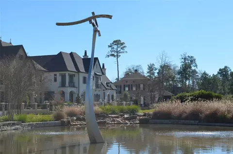 View/Area - 60 N Bay Blvd, The Woodlands, TX 77380 photo 4 of 5