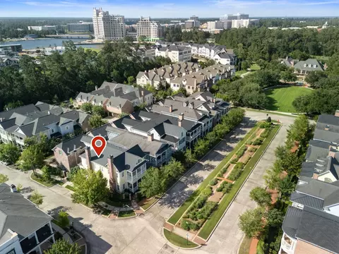 View/Area - 60 N Bay Blvd, The Woodlands, TX 77380 photo 8 of 11