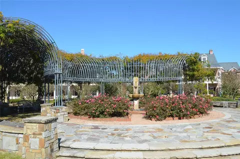 Other - 60 N Bay Blvd, The Woodlands, TX 77380 photo 4 of 6