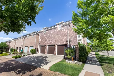 Exterior - 60 N Bay Blvd, The Woodlands, TX 77380 photo 5 of 13