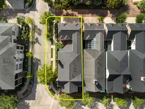 View/Area - 60 N Bay Blvd, The Woodlands, TX 77380 photo 7 of 11