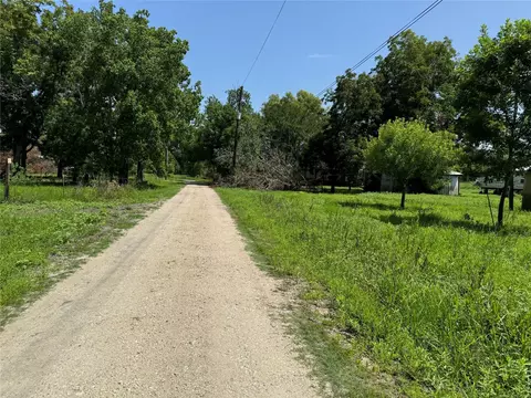 000 White Oak Dr, Trinity, TX 75862 photo 4