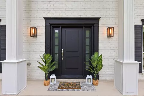 Entry Way - 28815 Enchanted Dr, Shenandoah, TX 77381 photo 1 of 4