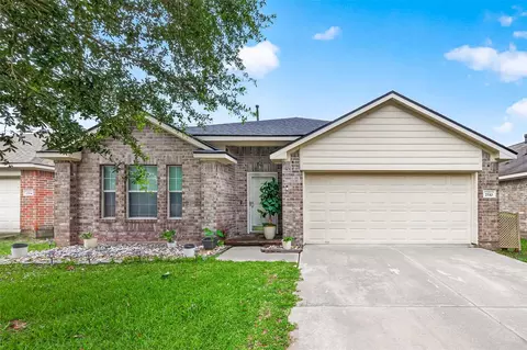 2510 Fox Water Dr, Spring, TX 77386