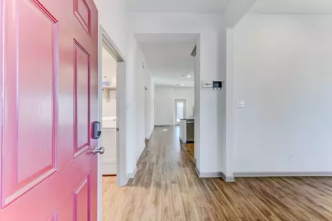 Entry Way - 204 Shoreview Dr, Conroe, TX 77303 photo 1 of 6