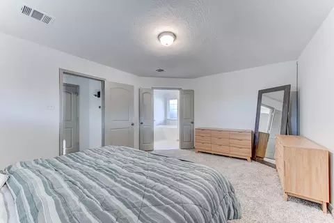 Bedroom - 204 Shoreview Dr, Conroe, TX 77303 photo 2 of 8