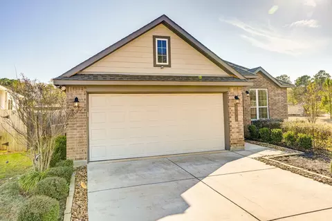 Exterior - 204 Shoreview Dr, Conroe, TX 77303 photo 2 of 7