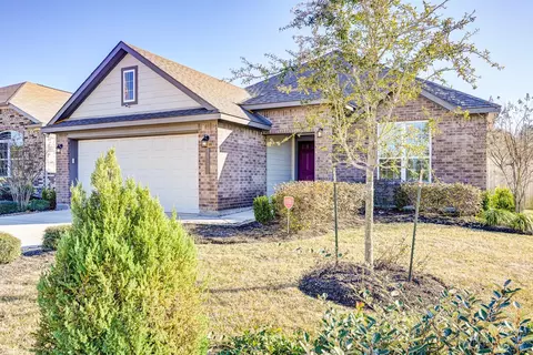 Exterior - 204 Shoreview Dr, Conroe, TX 77303 photo 4 of 7