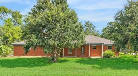 111 Chadwick, Bay City, TX 77414