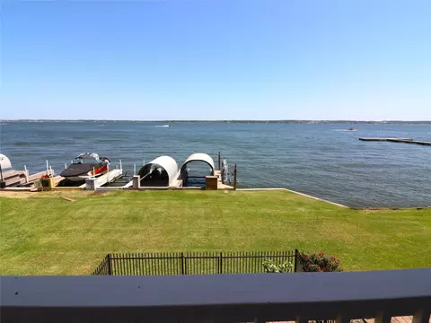17 Regency Pt, Montgomery, TX 77316