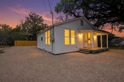 1410 Fannin St, Columbus, TX 78934