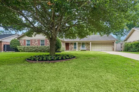 7111 Hartland Ave, Houston, TX 77055