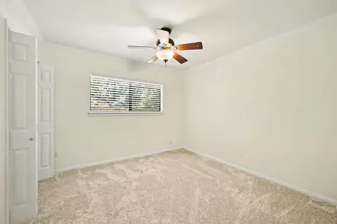 Bedroom - 26222 Oakhurst Dr, Spring, TX 77386 photo 3 of 6