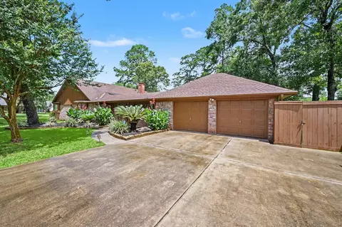Exterior - 26222 Oakhurst Dr, Spring, TX 77386 photo 3 of 14
