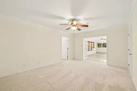 Living - 26222 Oakhurst Dr, Spring, TX 77386 photo 13 of 13
