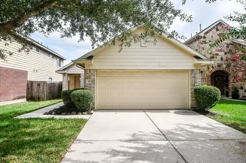1651 Thornhollow Dr, Houston, TX 77014