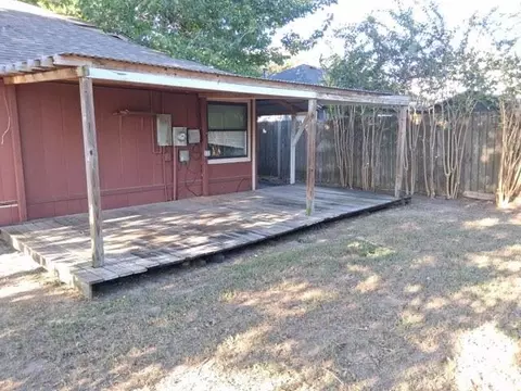 Exterior - 5330 Kent Dr, Pasadena, TX 77505 photo 5 of 7