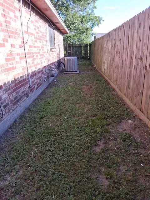 Exterior - 5330 Kent Dr, Pasadena, TX 77505 photo 3 of 7
