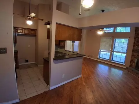 Living - 5330 Kent Dr, Pasadena, TX 77505 photo 2 of 3