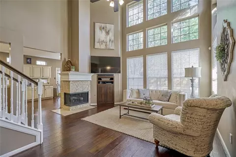 70 Harvest Wind Pl, The Woodlands, TX 77382