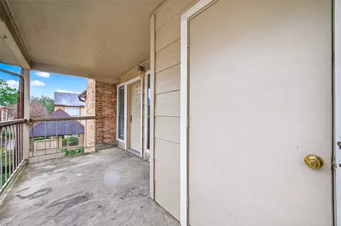2100 Wilcrest Dr #225, Houston, TX 77042