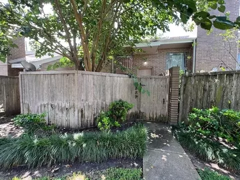 2889 Panagard Dr #42, Houston, TX 77082