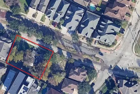 5515 Hidalgo St, Houston, TX 77056