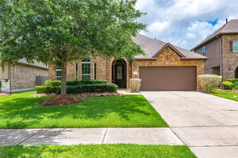 2024 Nogalas Ln, League City, TX 77573