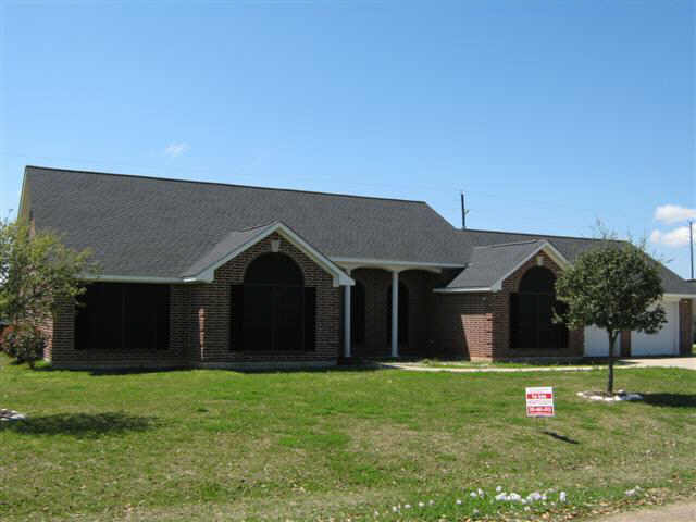 7111 Mikes, Wallis, TX 77485 photo 1