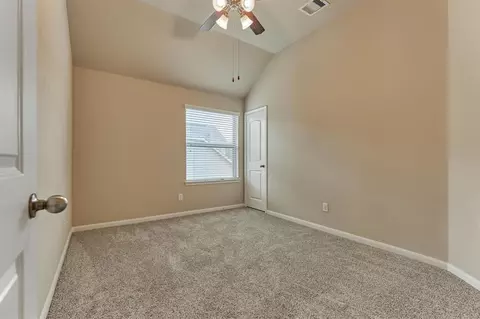 Bedroom - 30707 Sage Trace Ct, Spring, TX 77386 photo 5 of 7