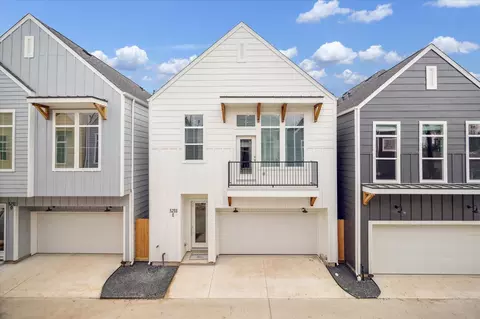 5221 Hillman St #B, Houston, TX 77023