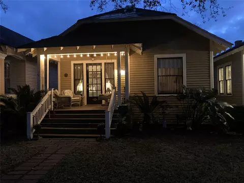 3617 Avenue O 12, Galveston, TX 77550