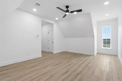 Bedroom - 467 Springfield Trl, Angleton, TX 77515 photo 7 of 9