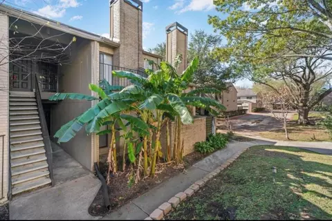 10811 Richmond Ave #72, Houston, TX 77042