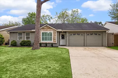 5739 Cartagena St, Houston, TX 77035